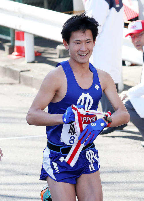 10区で力走する順大・野田（撮影・鈴木正人）