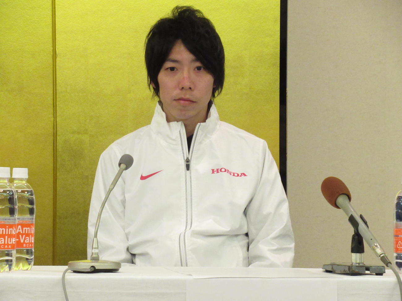 丸亀国際ハーフマラソンの有力選手会見に出席した設楽悠（撮影・益田一弘）