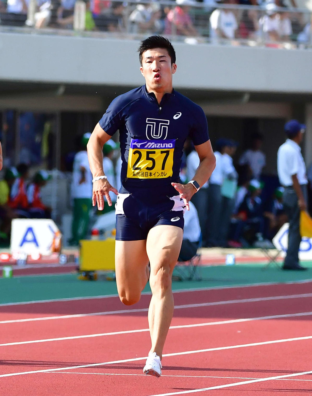 17年9月、陸上日本学生対校選手権の男子100メートル決勝で、9秒98を記録した桐生