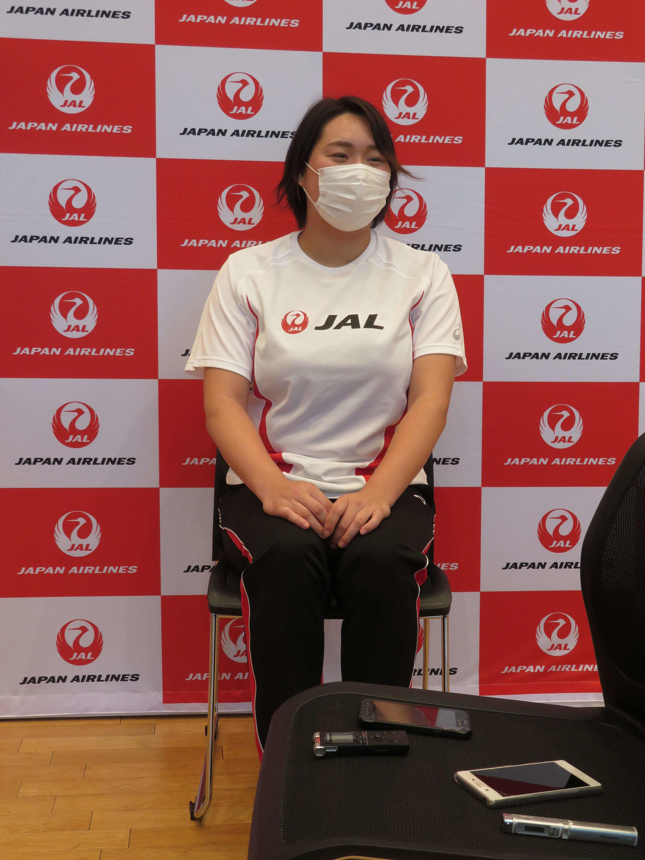 取材に応じ、笑顔の北口（撮影・上田悠太）