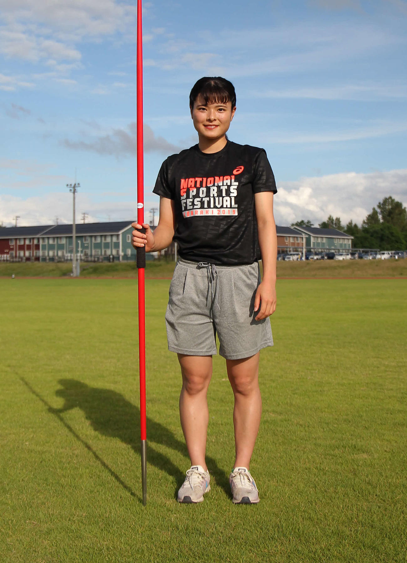 大学で日本一を目指す女子やり投げの木村