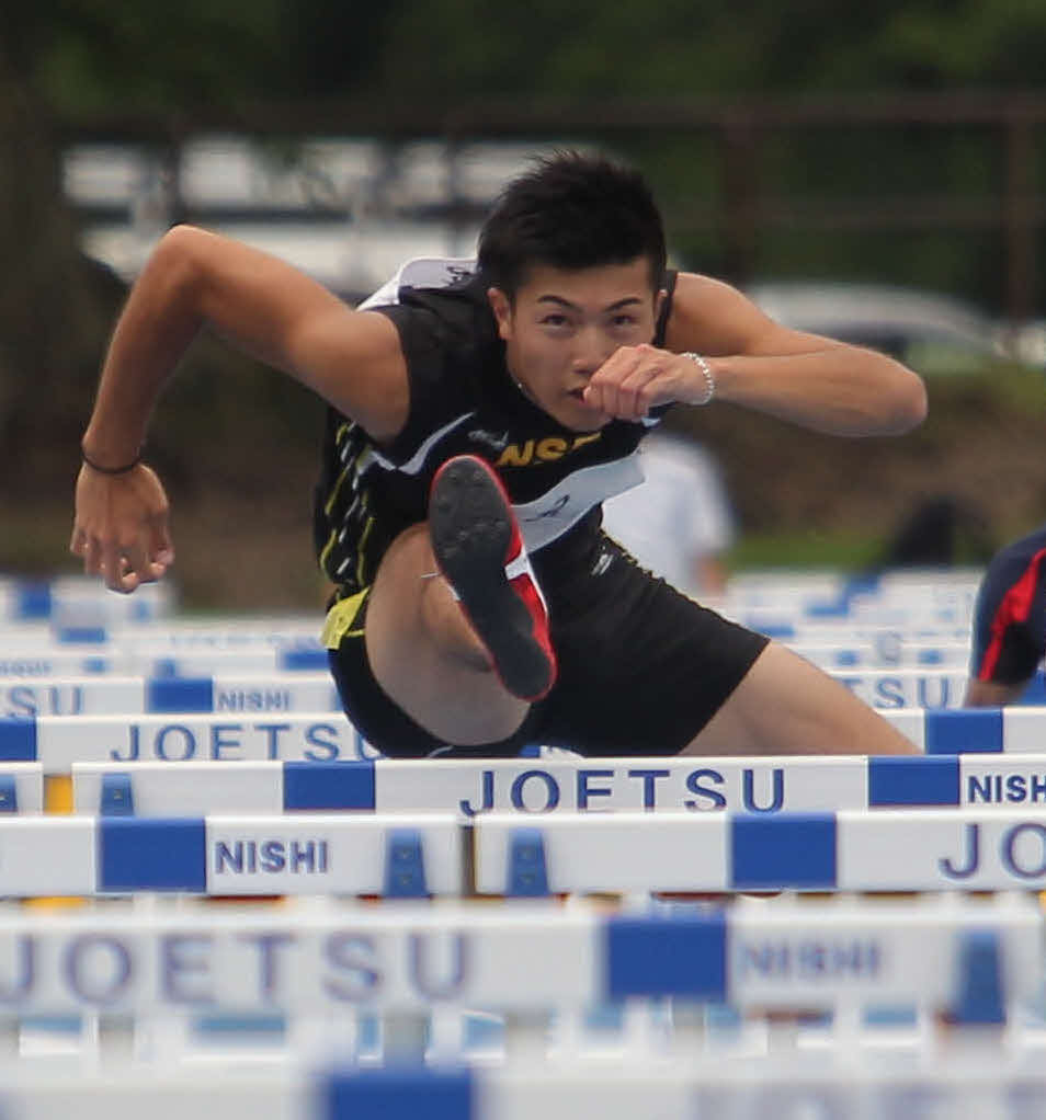 男子110メートル障害でぶっち切りで優勝した近藤