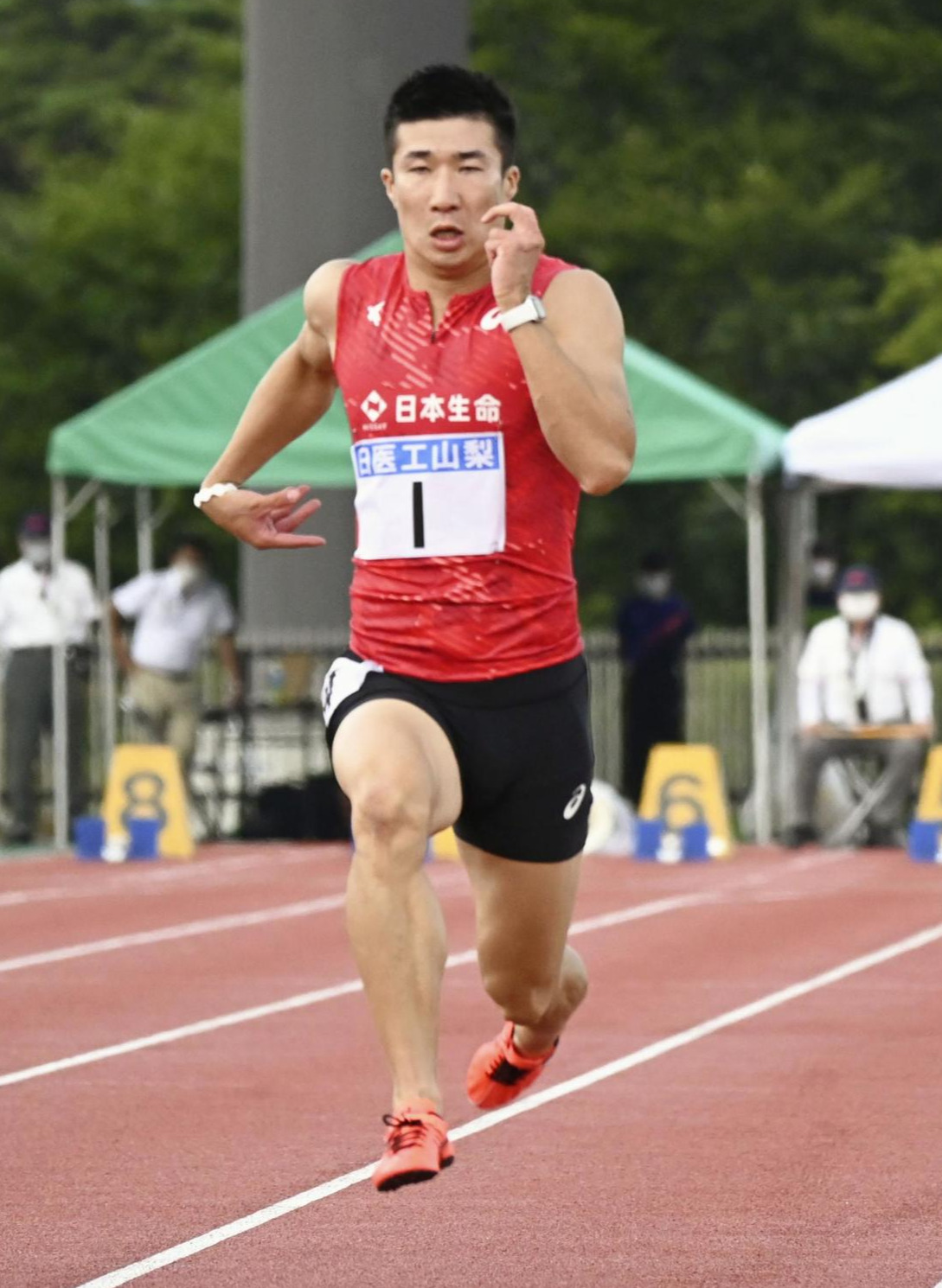 10秒04をマークして優勝した桐生祥秀（共同）