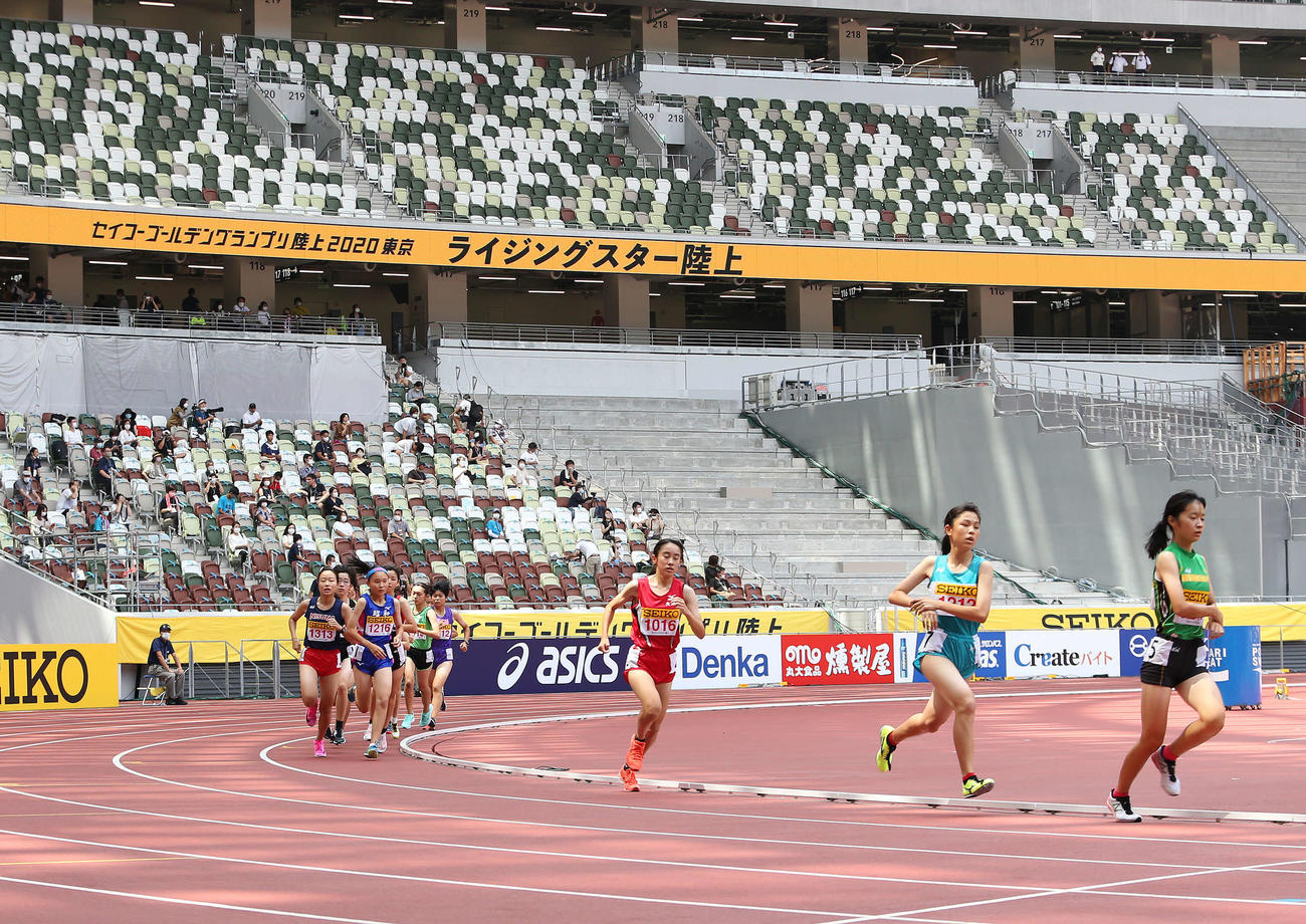 国立競技場で初の陸上大会となるライジングスター陸上が行われた（撮影・河野匠）