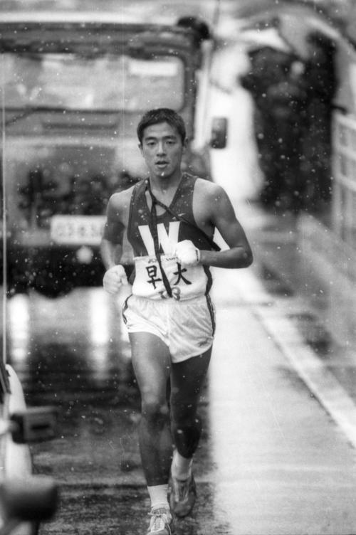 復路7区　昨年と同姓同名だが、箱根初出場の早大・伊藤雅弘（4年、区間6位）＝1985年1月3日