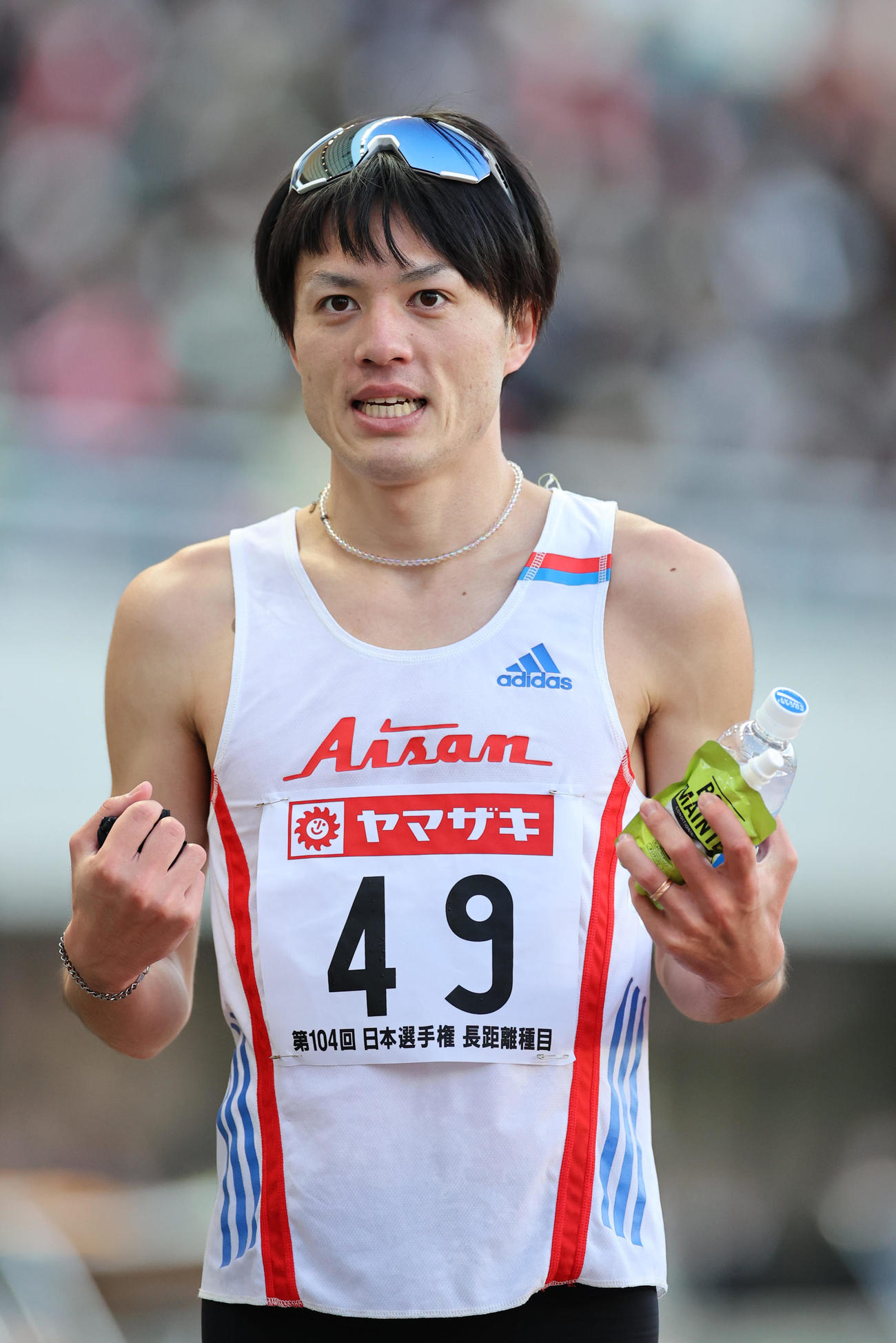 男子3000メートル障害　8分24秒19で優勝する山口浩勢（撮影・清水貴仁）