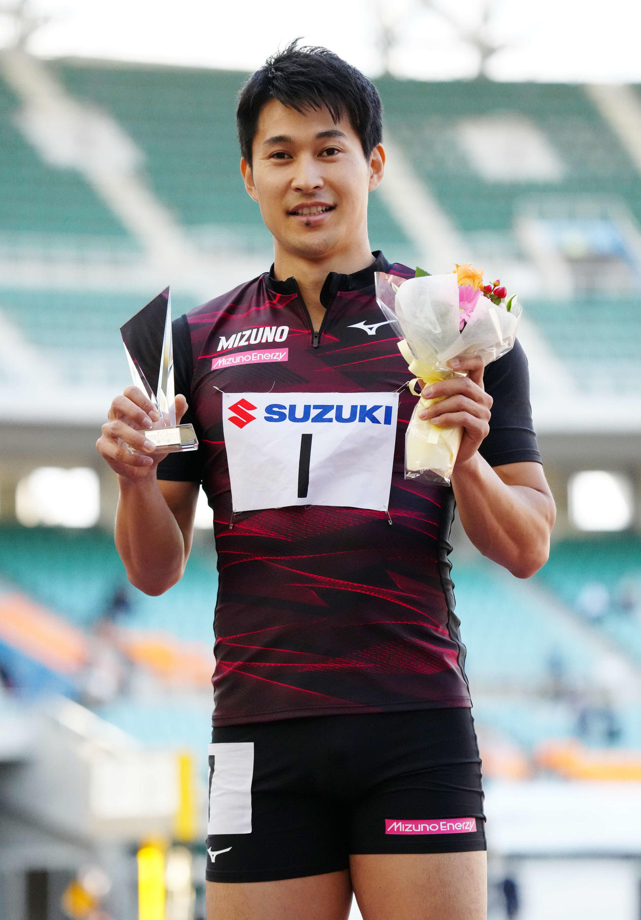 男子200メートルで優勝した飯塚（撮影・江口和貴）
