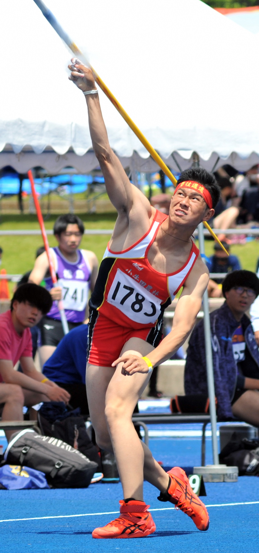 男子やり投げで小牛田農林・浅野は、自己ベスト60メートル35をマークし優勝