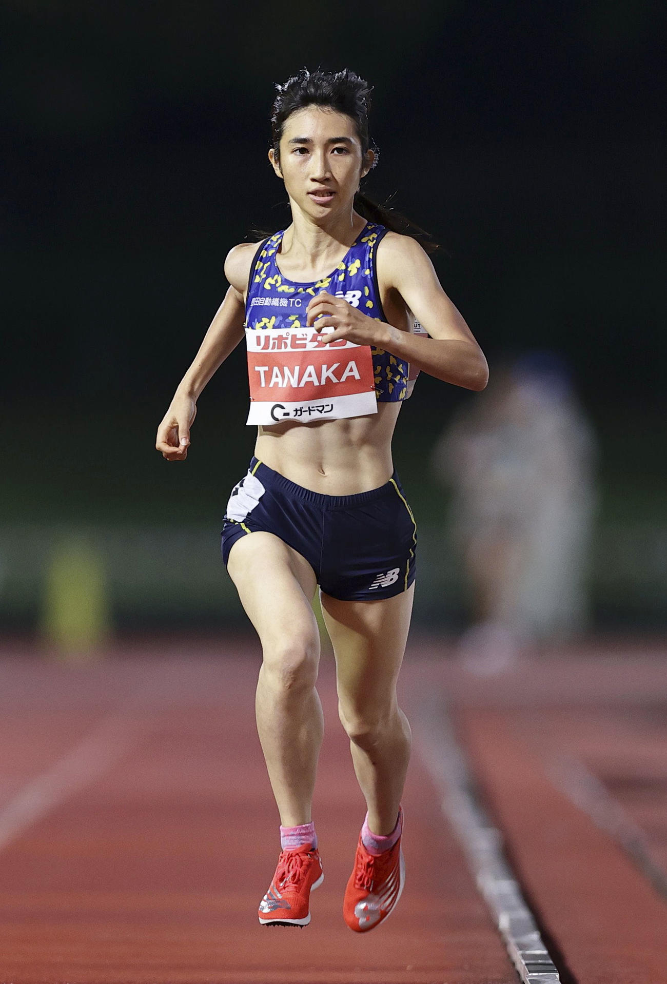 東京五輪後初レースとなる女子1000メートルで、2分37秒72の日本新記録を樹立した田中（共同）