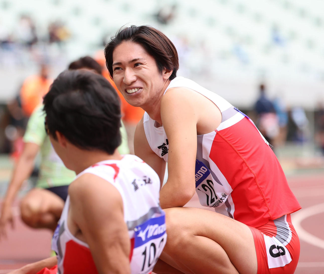 男子400メートル決勝　49秒75で優勝する豊田将樹（撮影・清水貴仁）