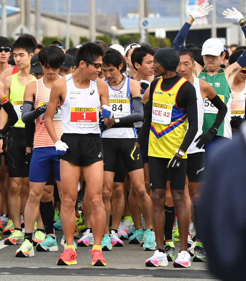 防府読売マラソン 神野大地が日本人トップの２位 川内優輝は３位 詳細 陸上ライブ速報写真ニュース 日刊スポーツ