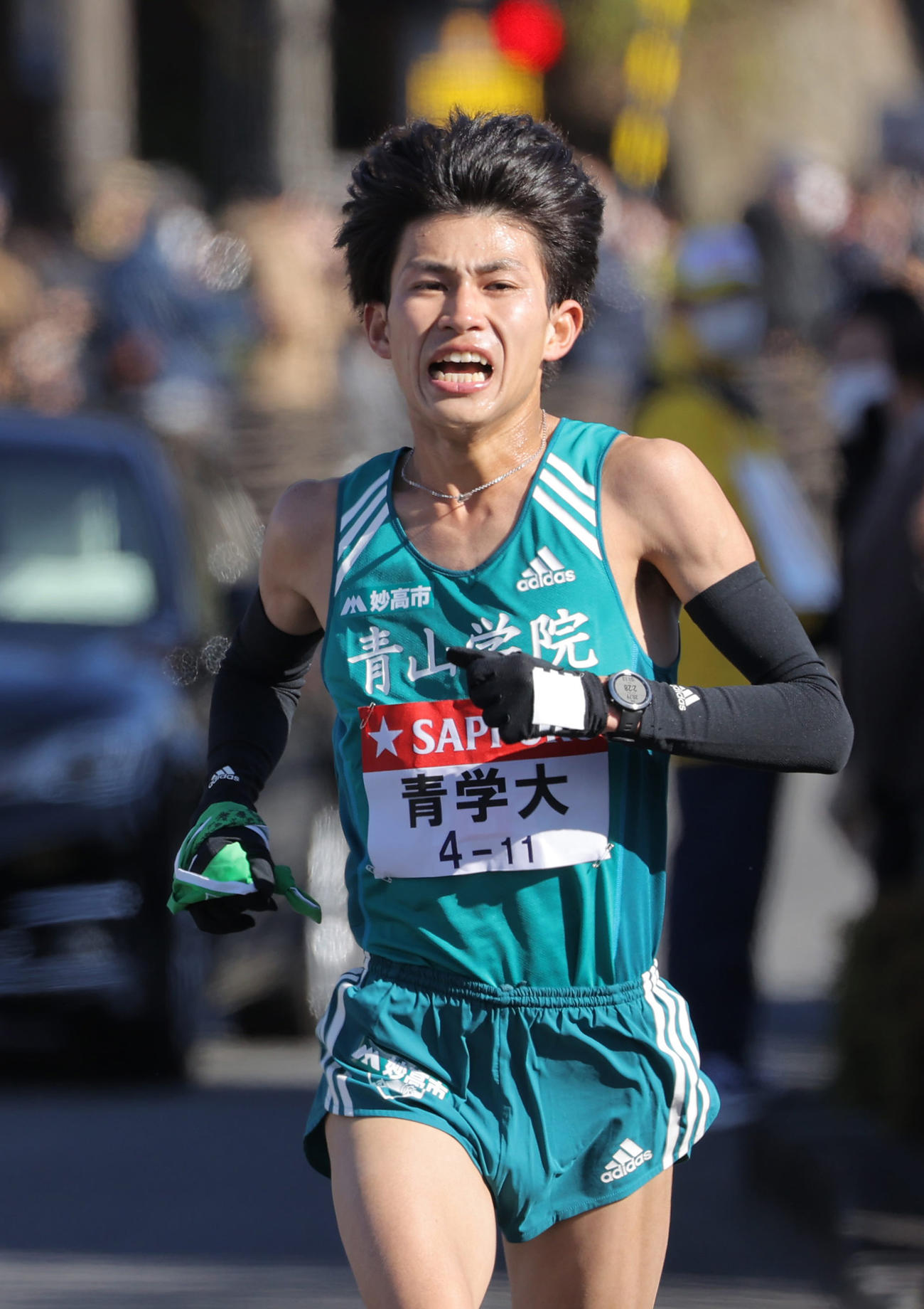 力走する青学大4区飯田（代表撮影）