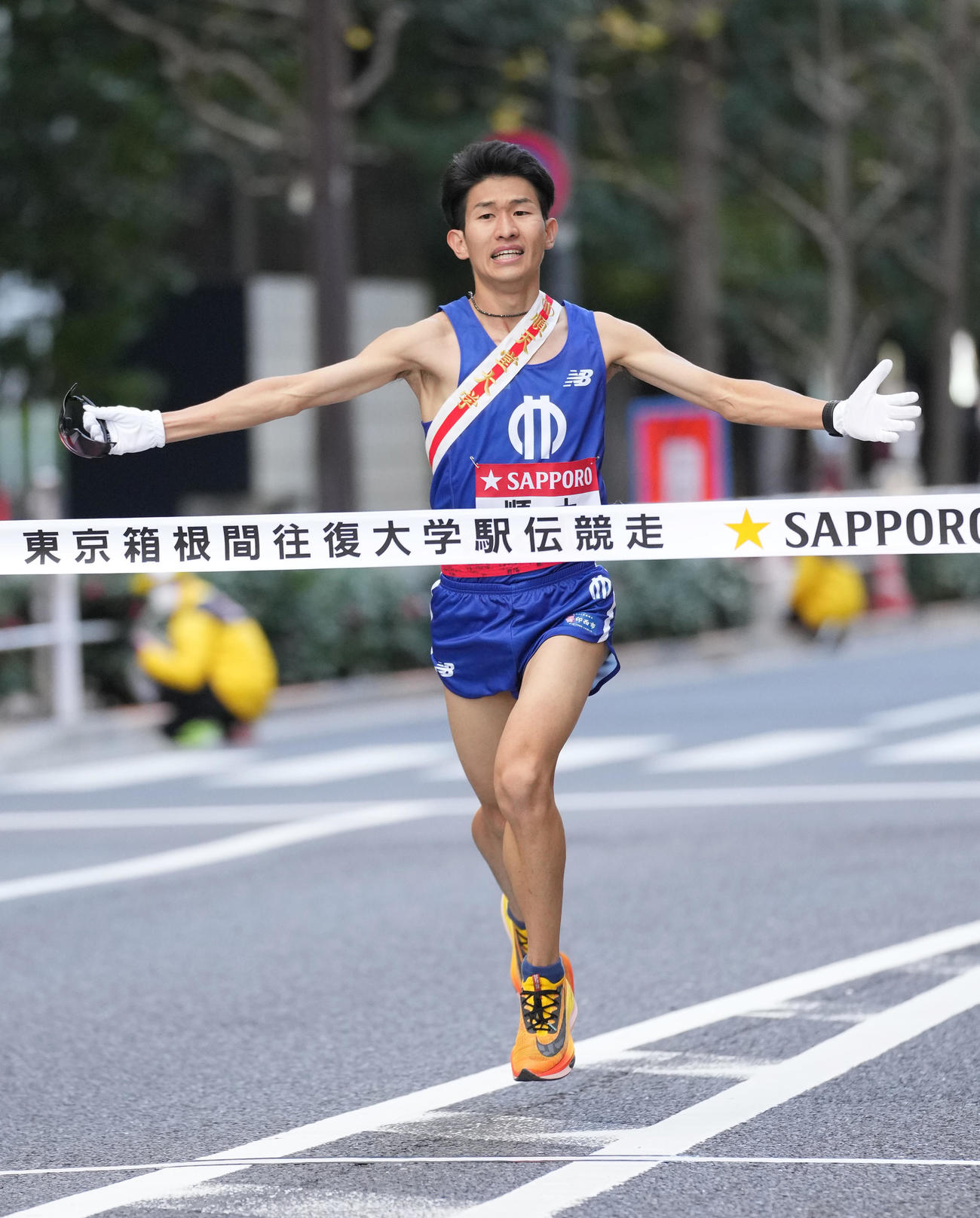 2位でゴールする順大10区近藤（撮影・菅敏）
