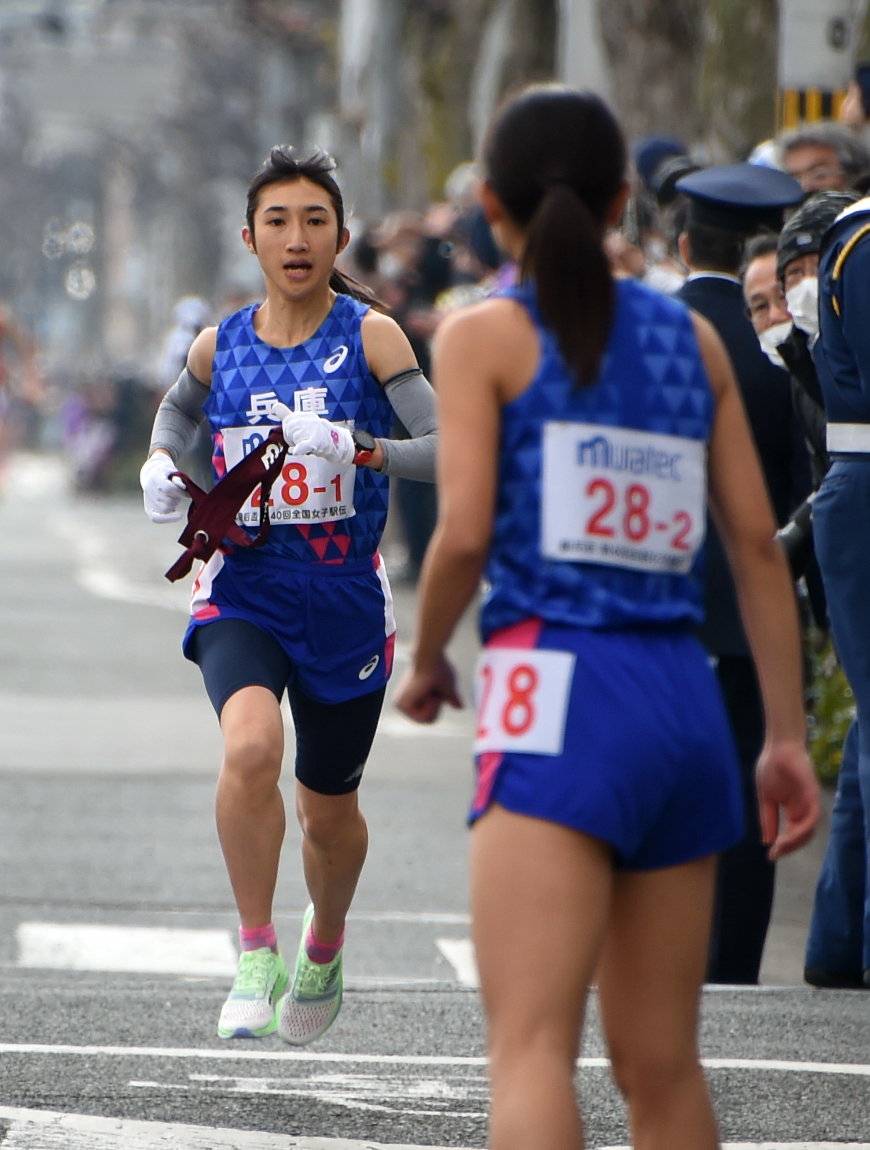 1区で区間2位の力走をした兵庫・田中（左）（撮影・山田愛斗）