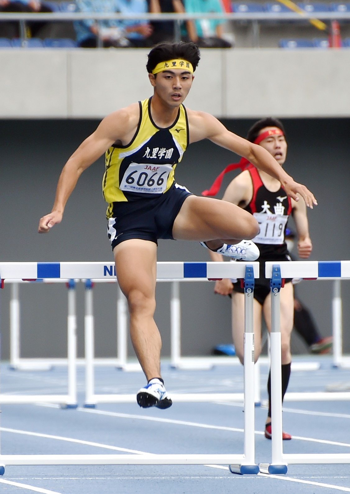 男子400メートル障害を大会新記録で優勝した九里学園・紺野