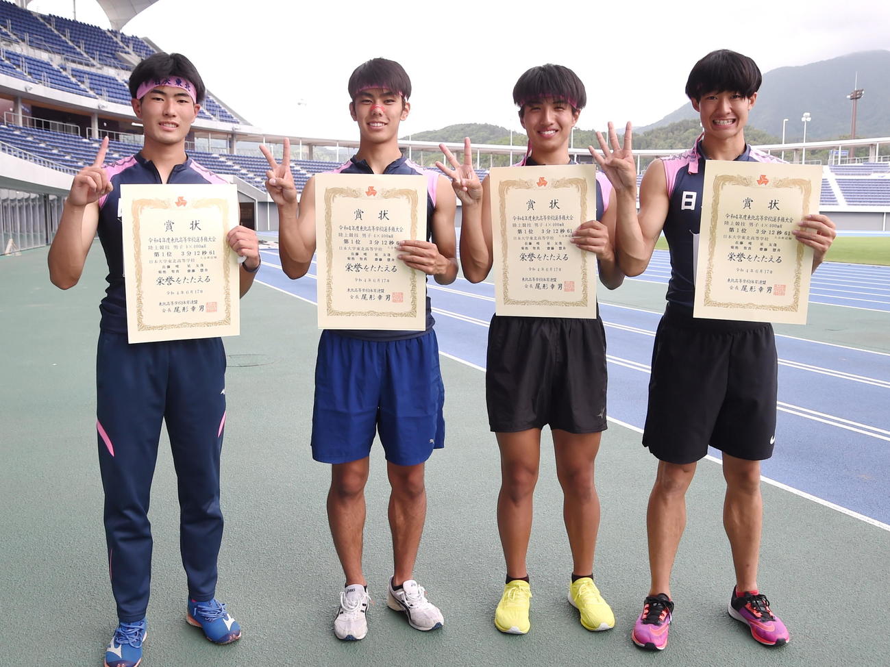 男子1600メートルリレーを制した日大東北