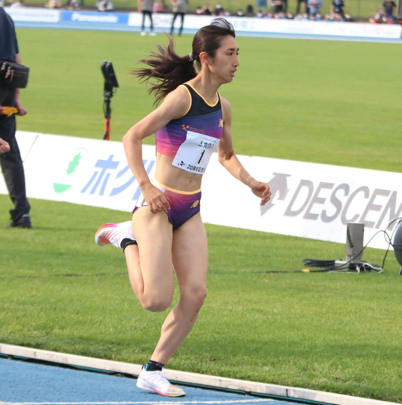 女子1000メートルで日本記録を更新した田中（撮影・山崎純一）