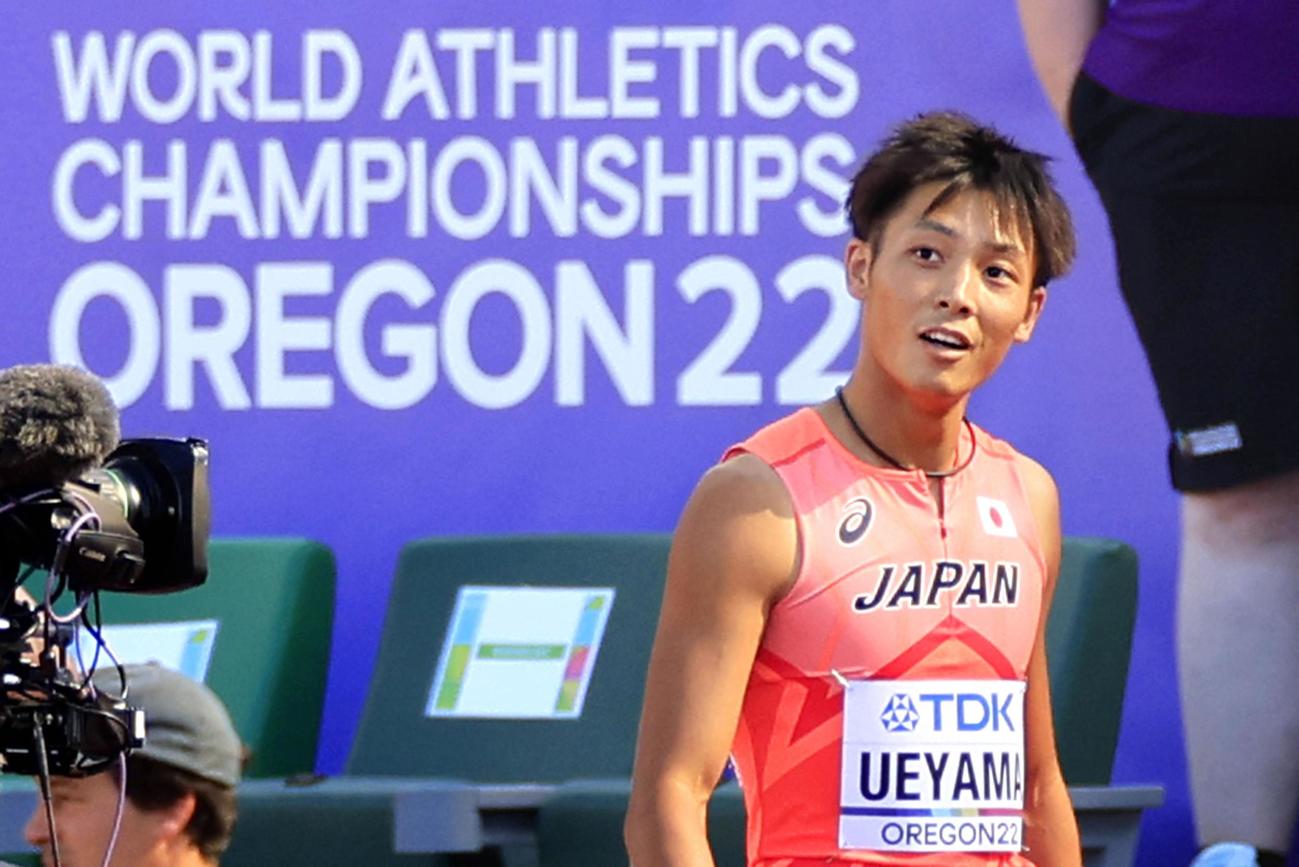 男子200メートル予選を終えた上山紘輝（代表撮影）