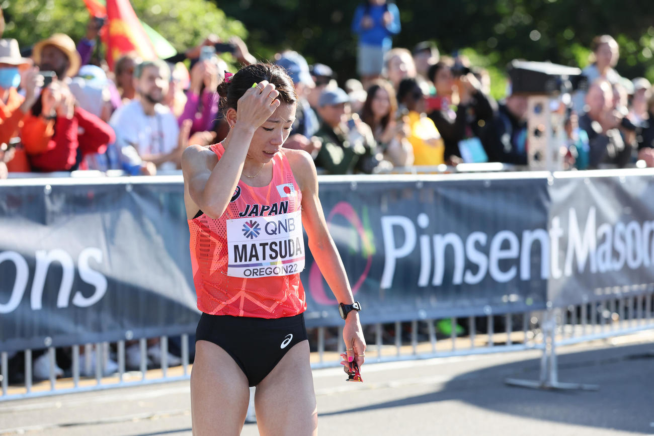女子マラソンでゴールした松田（代表撮影）