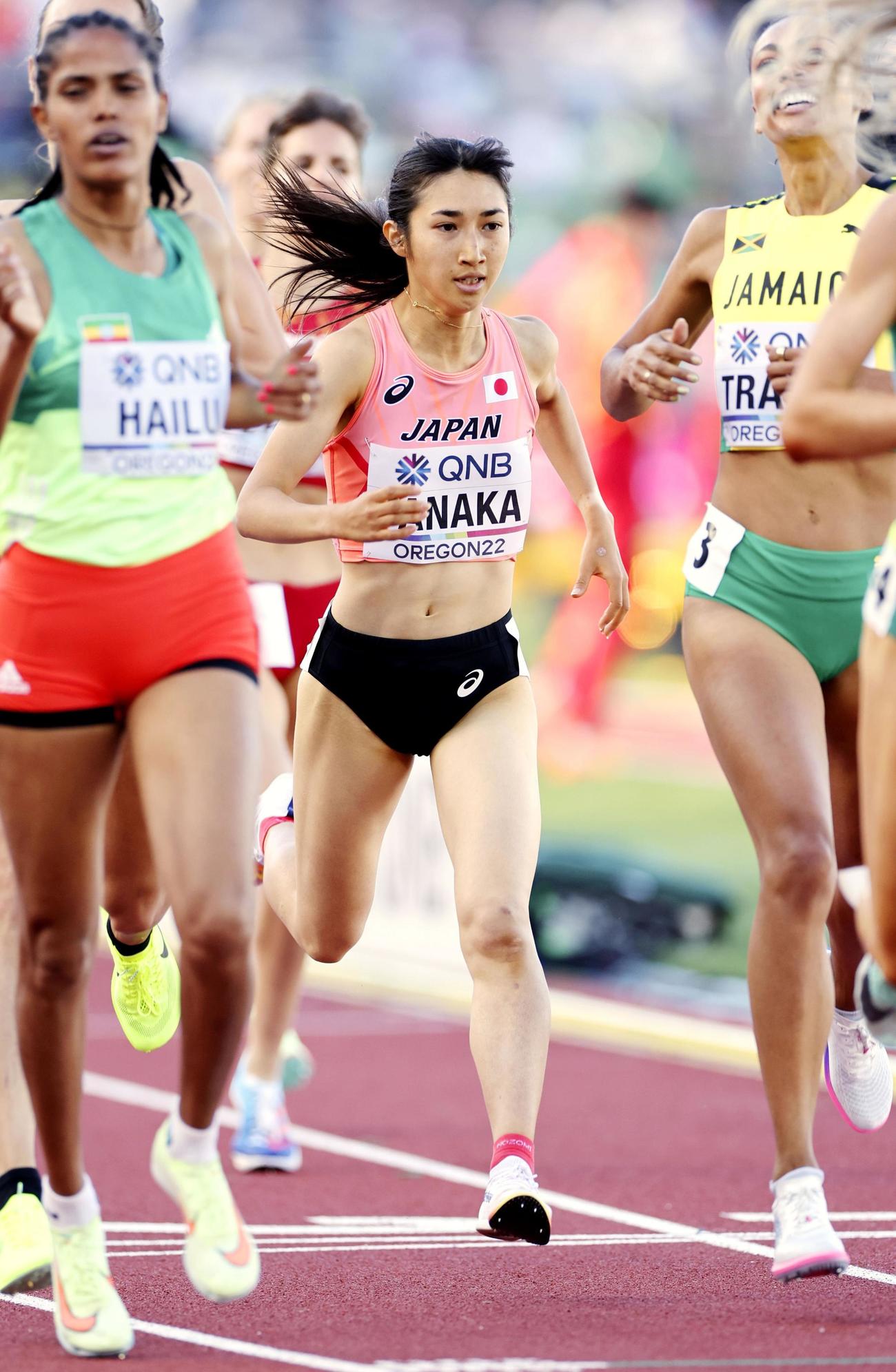 15日、女子1500メートル予選でゴールする田中希実（代表撮影）