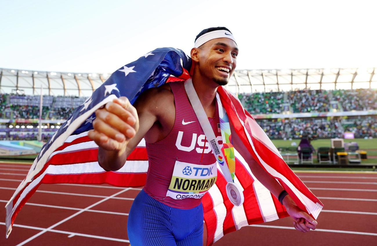 男子400 メートル 決勝　優勝した米国のマイケル・ノーマン＝ユージン（代表撮影・共同）