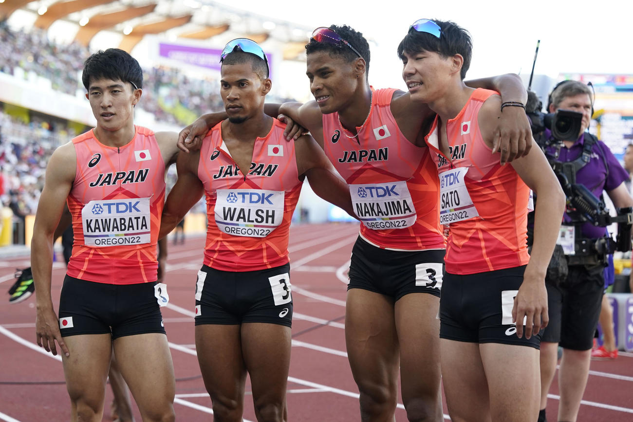 世界陸上、1600メートルリレー決勝　日本新で4位入賞した日本チーム（AP）