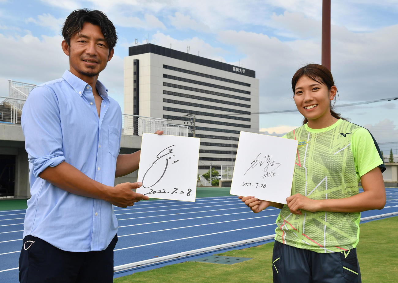 対談を行った鳥谷氏（左）と児玉（撮影・岩下翔太）