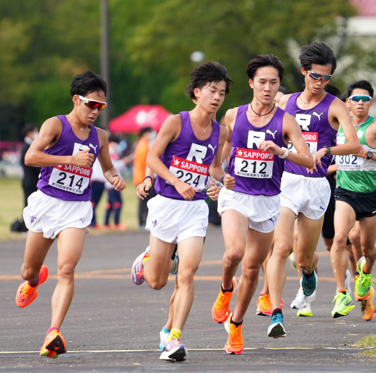 力走する、左から立大・忠内、永井、内田、後藤（撮影・横山健太）