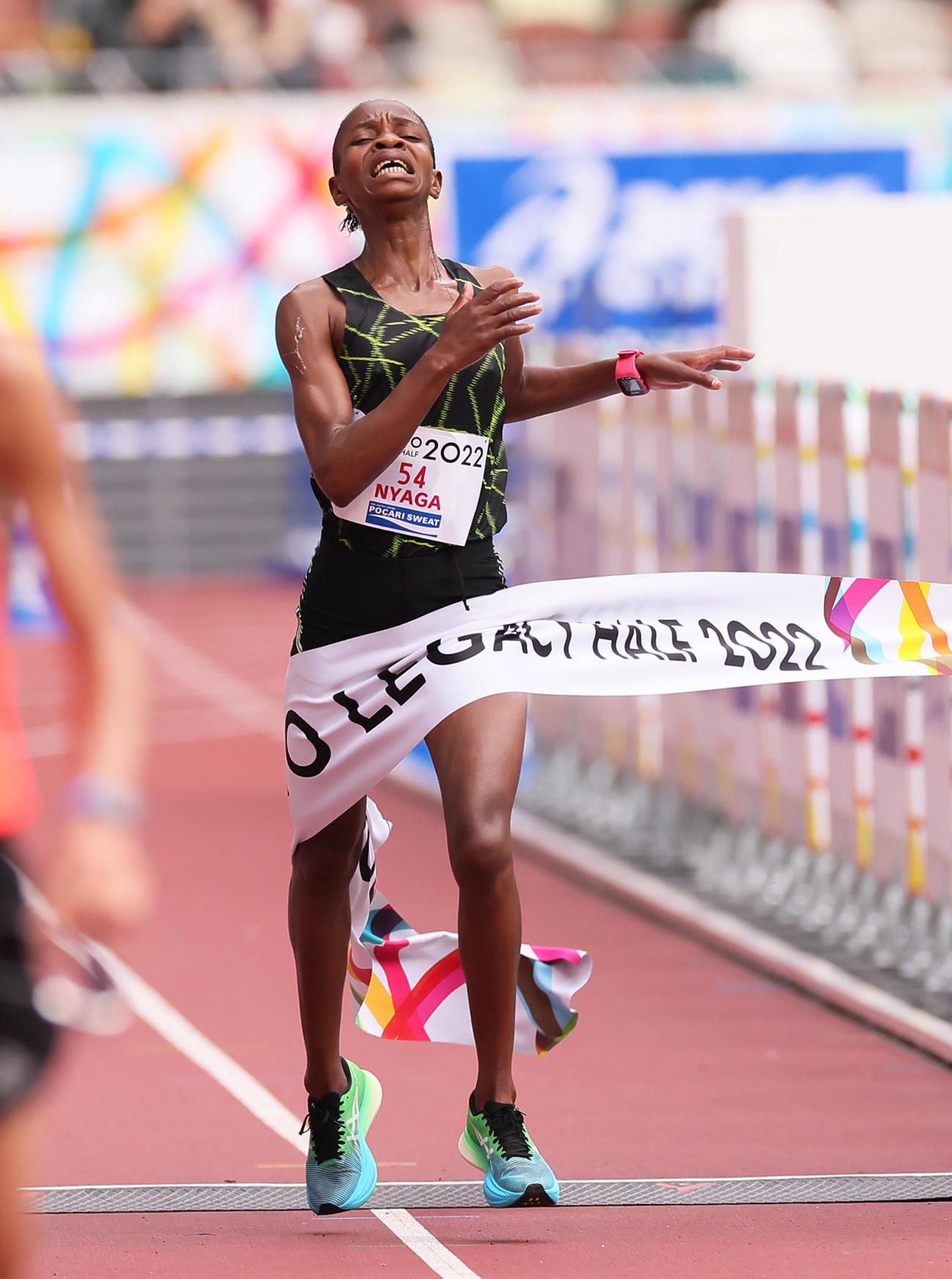 女子優勝のニャガ（撮影・足立雅史）