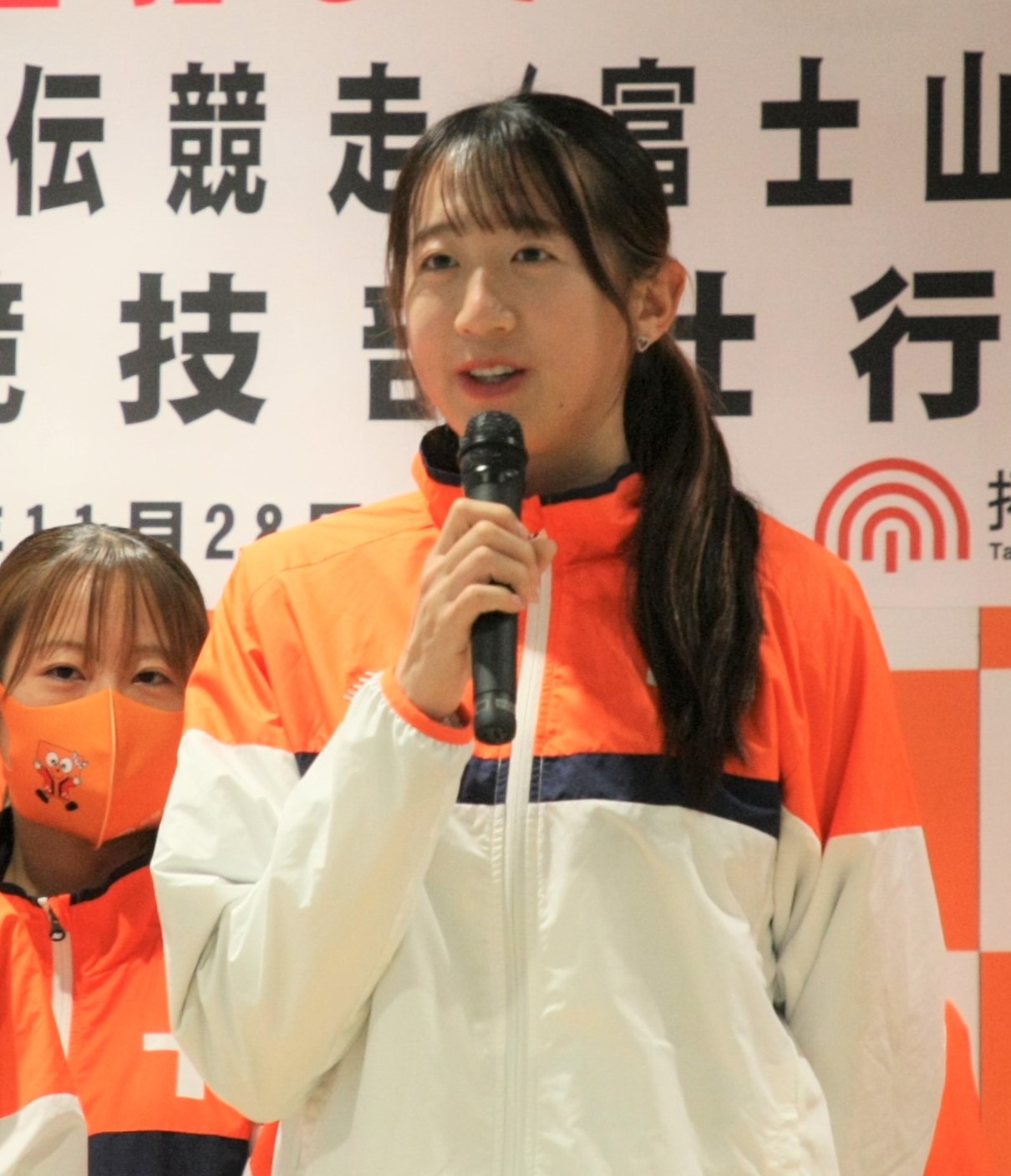 富士山女子駅伝の壮行会に出席した拓大・牛（撮影・藤塚大輔）