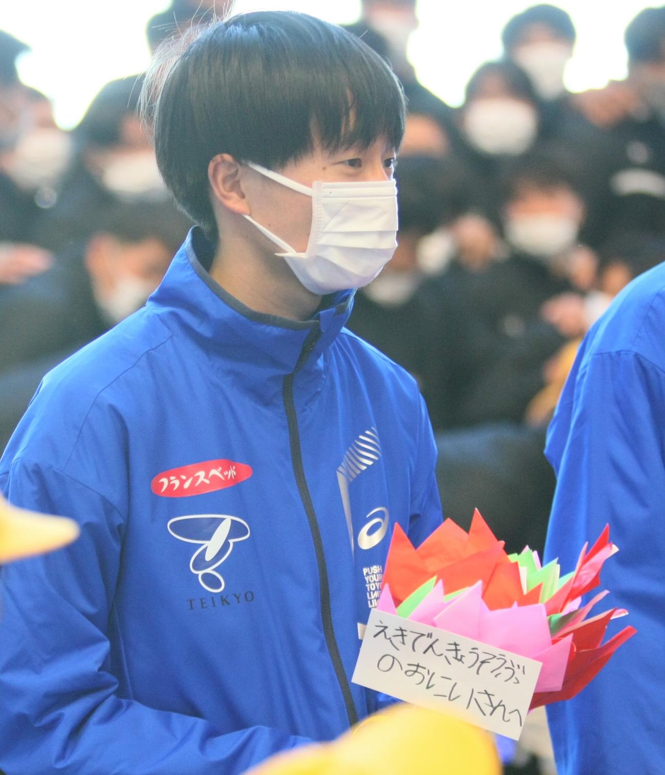箱根駅伝へ向けた壮行会で激励を受けた帝京大・北野主将（撮影・藤塚大輔）