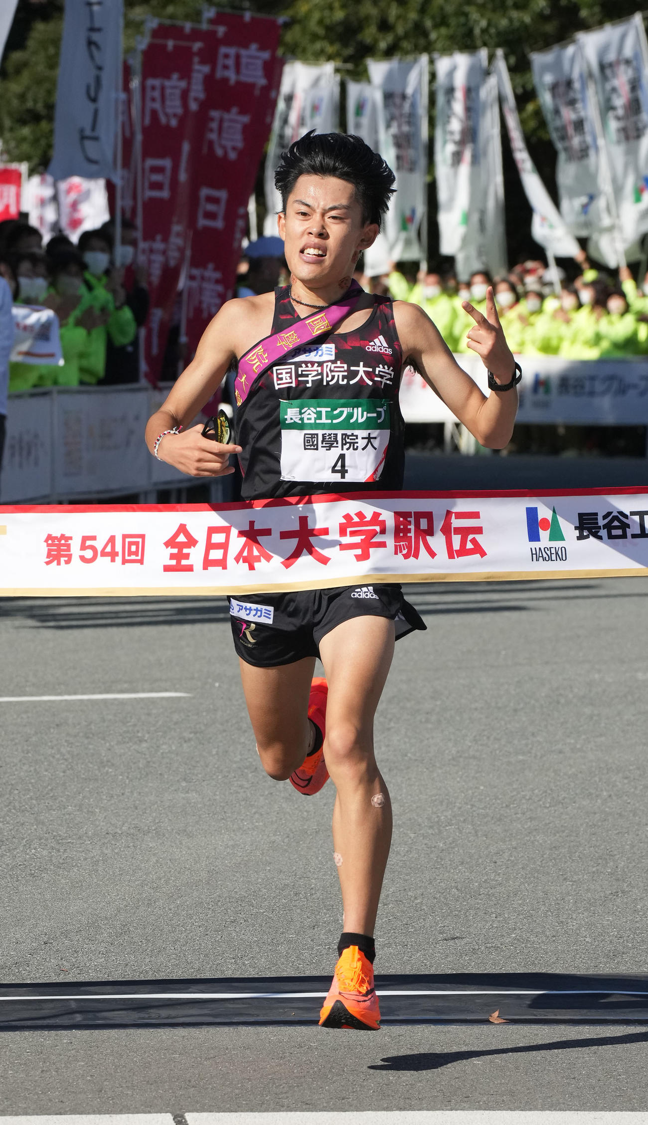 第54回全日本大学駅伝　2位でゴールする国学院大・伊地知（2022年11月撮影）