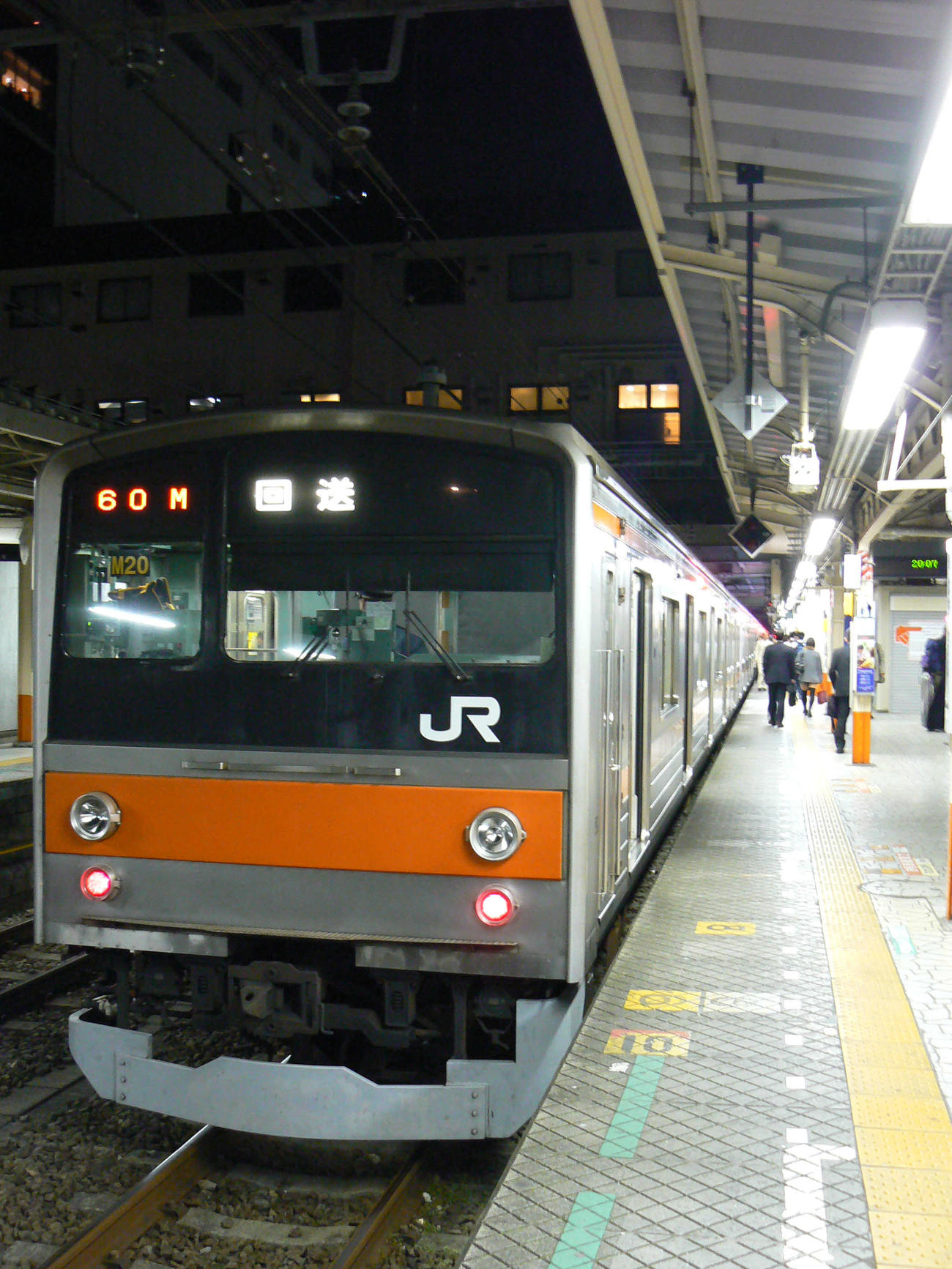 中央線の車両（2012年5月撮影）