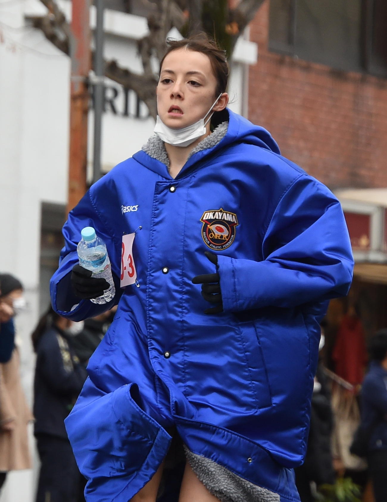 レース前にウオーミングアップする岡山3区・ドルーリー朱瑛里（撮影・山田愛斗）