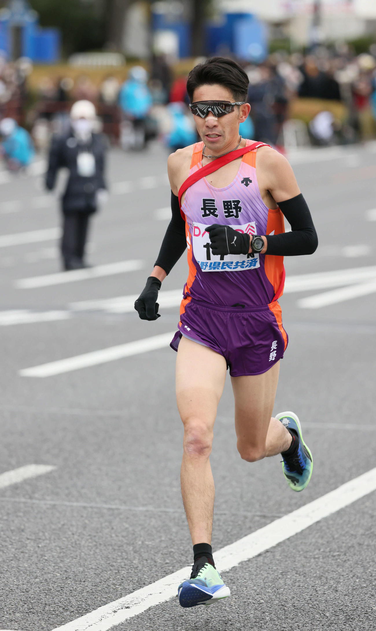全国都道府県対抗男子駅伝　力走する長野7区の上野裕一郎（撮影・加藤孝規）