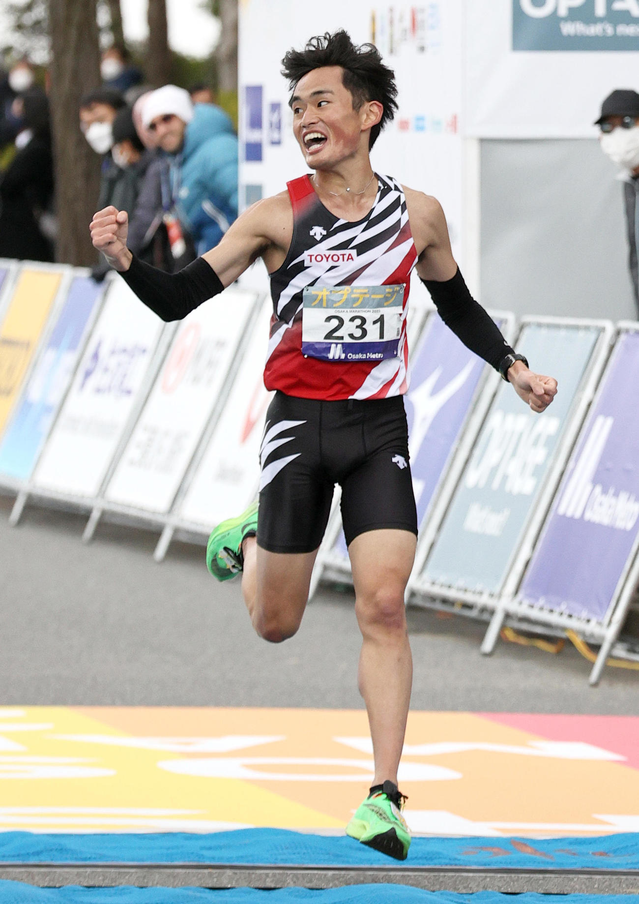 日本人トップの6位でゴールする西山（撮影・上山淳一）