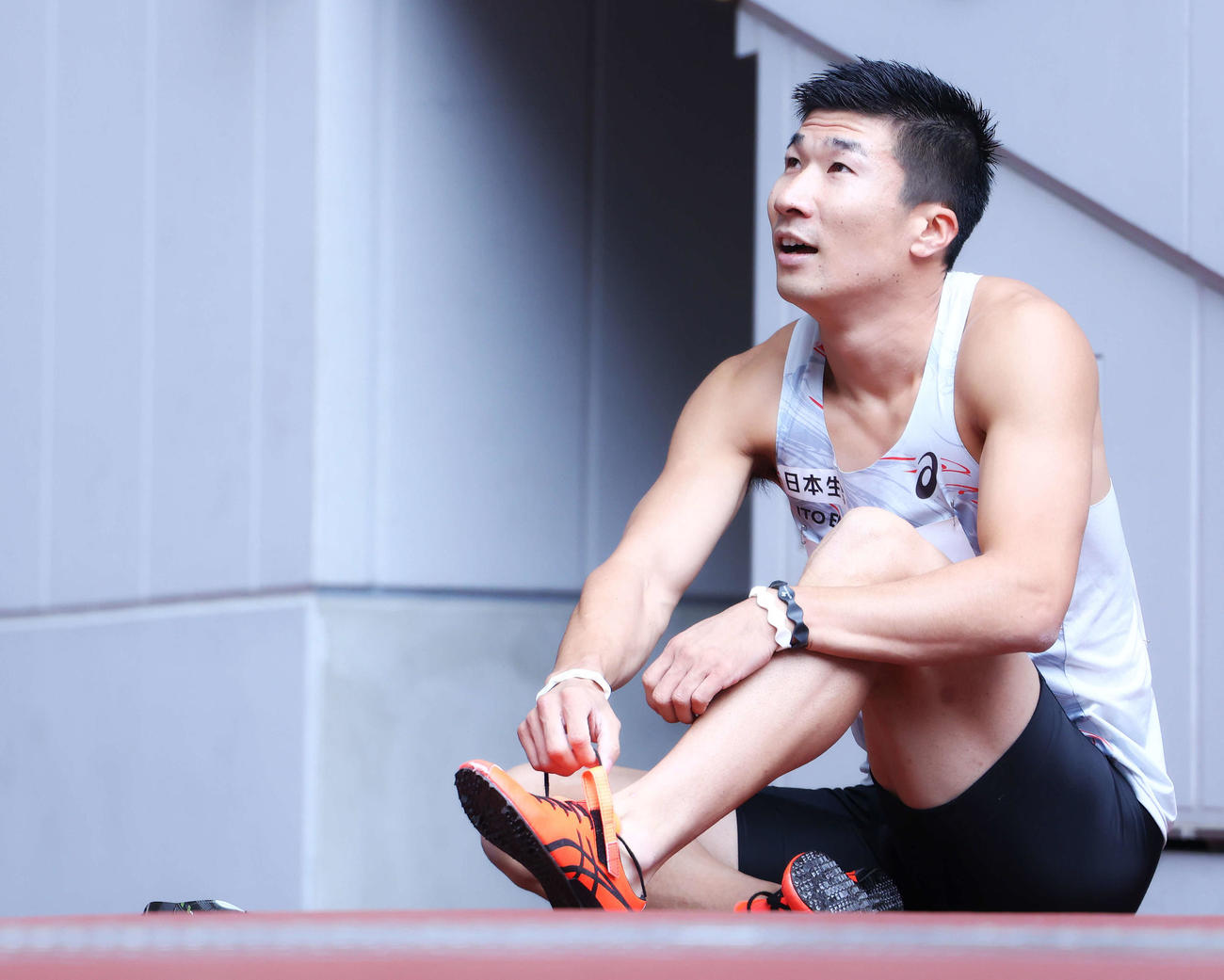 男子200メートル予選　予選を終える桐生（撮影・河田真司）