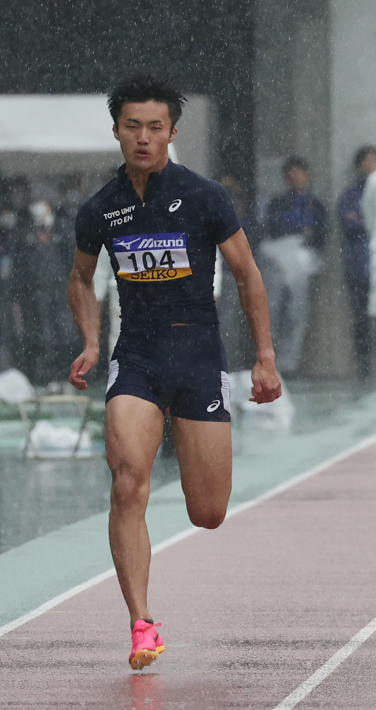 男子100メートルで優勝した柳田大輝（撮影・加藤孝規）