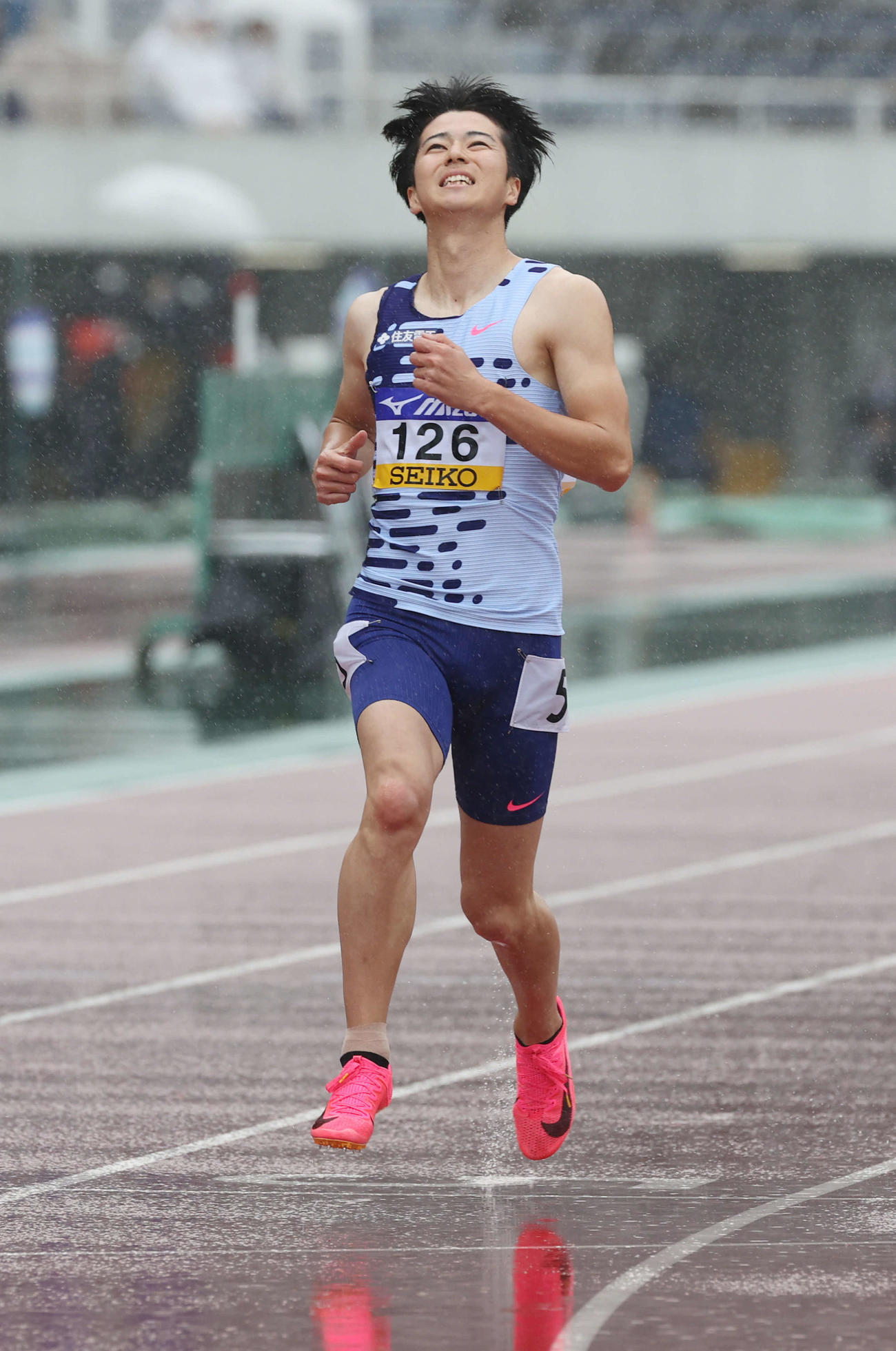 織田幹雄記念国際陸上競技大会　セイコーチャレンジ男子3組　3組6位に終わった多田修平（左から2人目）（撮影・加藤孝規）