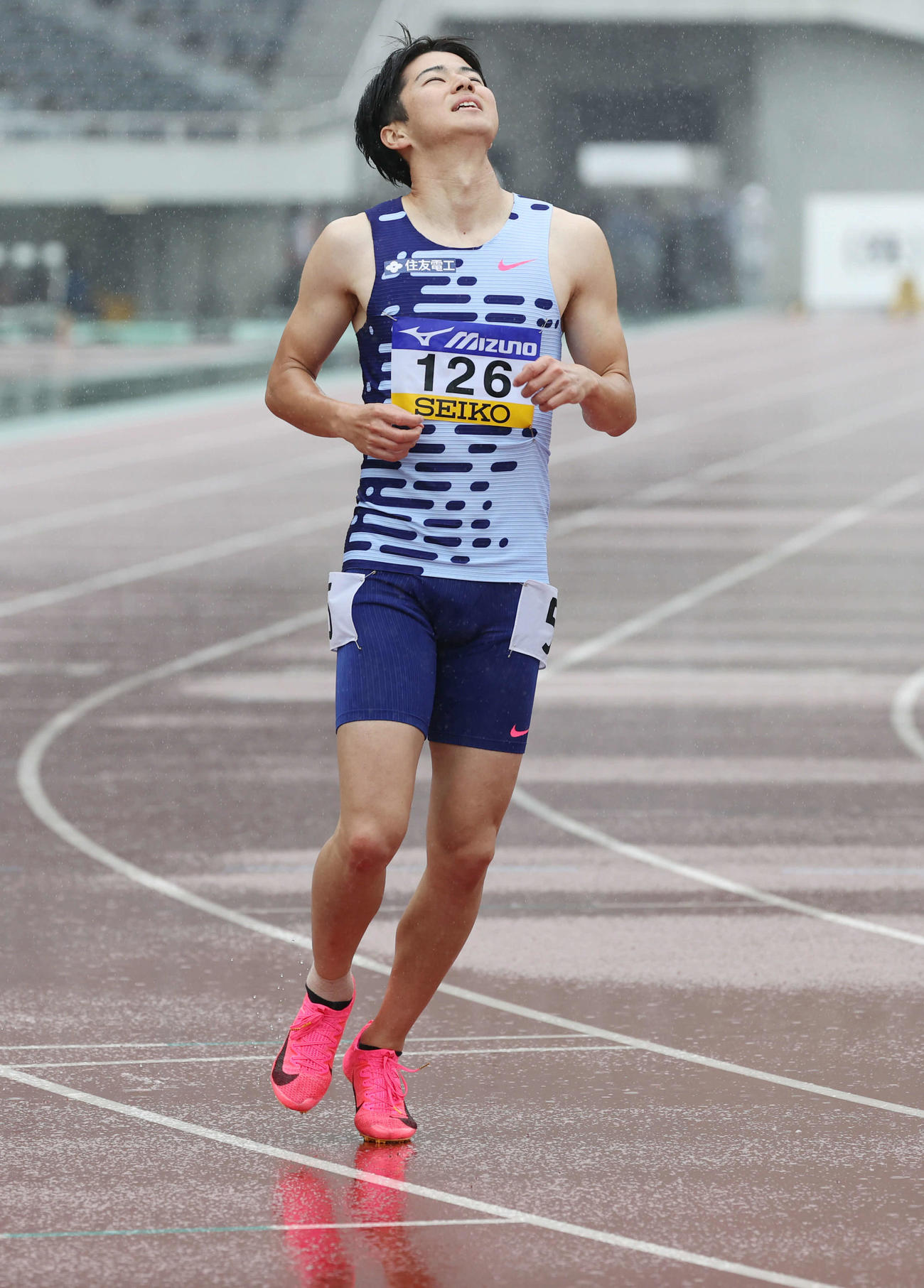 織田幹雄記念国際陸上競技大会　セイコーチャレンジ男子3組　3組6位に終わった多田修平（左から2人目）（撮影・加藤孝規）