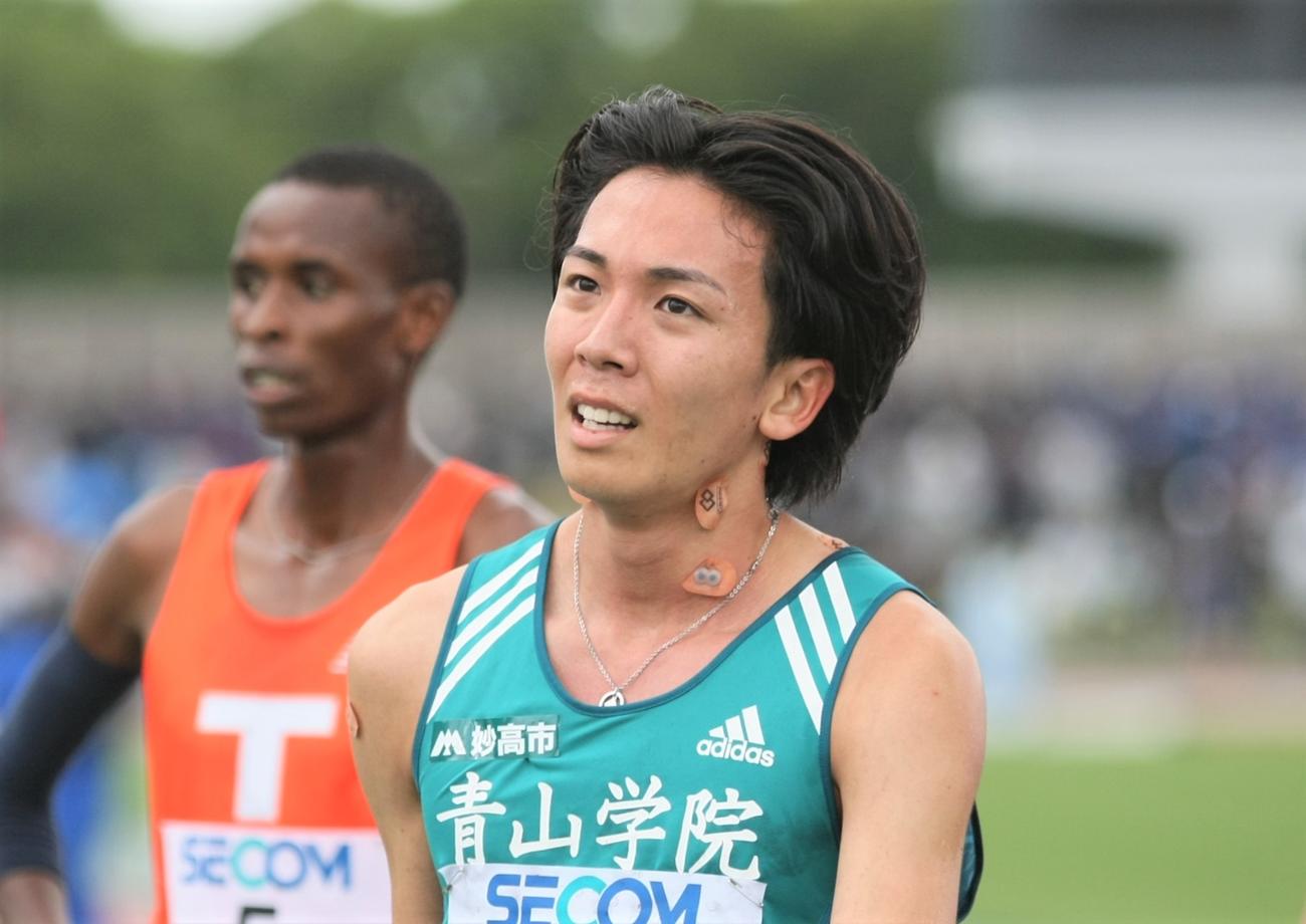 陸上関東インカレ男子2部5000メートル決勝　日本人選手トップとなる3位に入った青学大・鶴川（撮影・藤塚大輔）