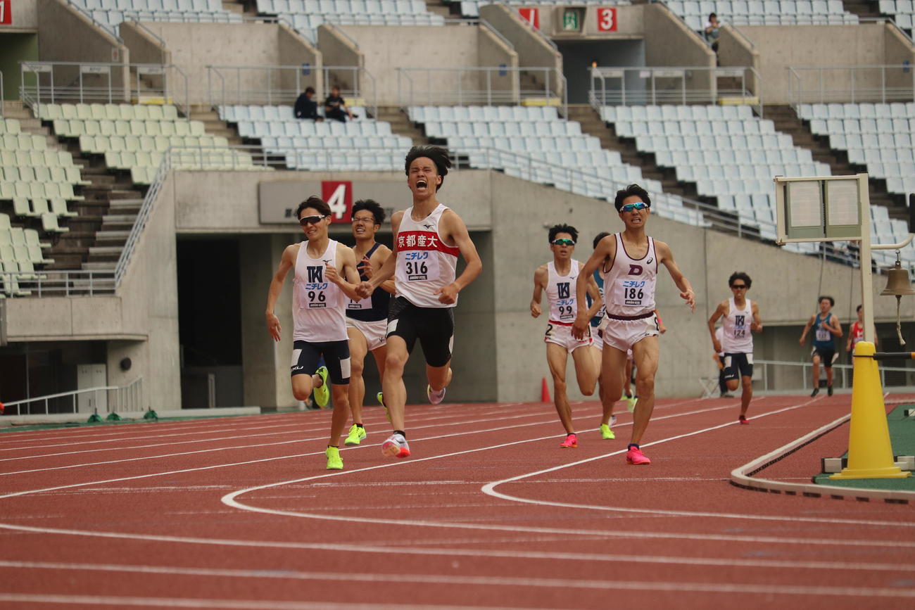 男子1500メートルで優勝した京産大の粟井駿平（撮影・竹本穂乃加）