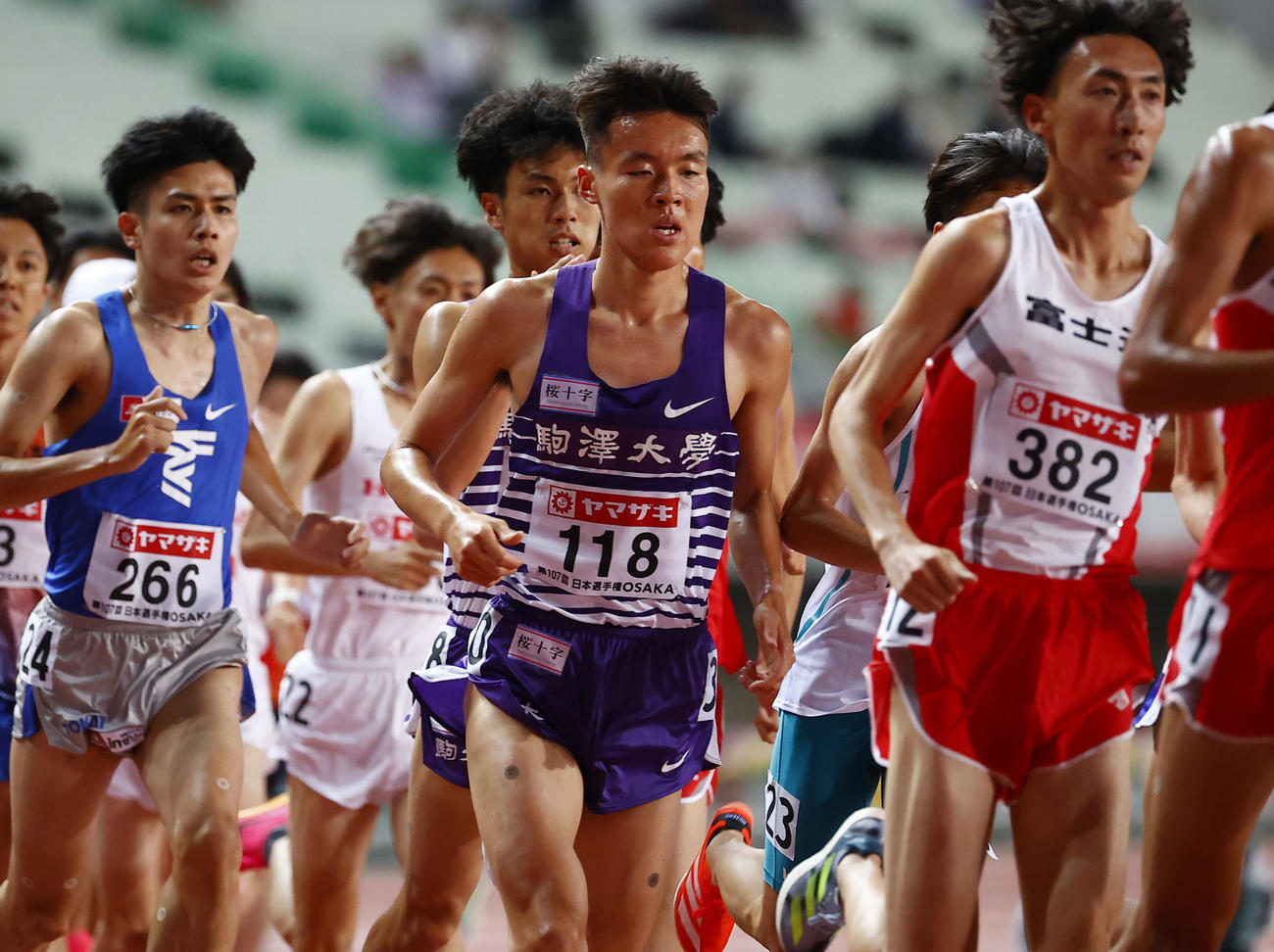 日本陸上競技選手権大会　男子5000メートルで4位の佐藤圭汰（118）（撮影・藤尾明華）
