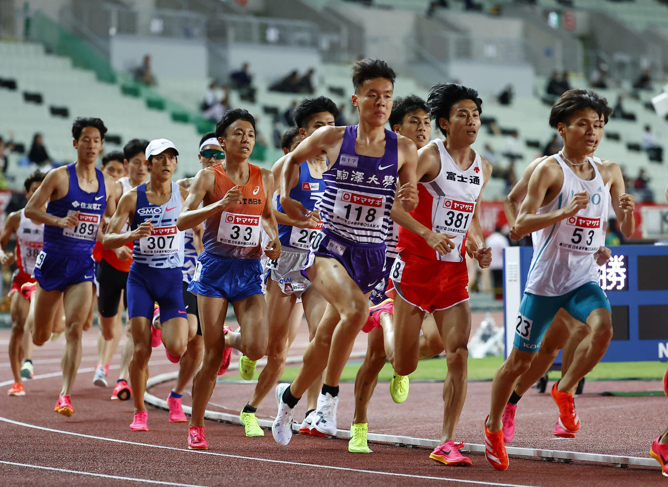 日本陸上競技選手権大会　男子5000メートルで4位の佐藤圭汰（118）（撮影・藤尾明華）