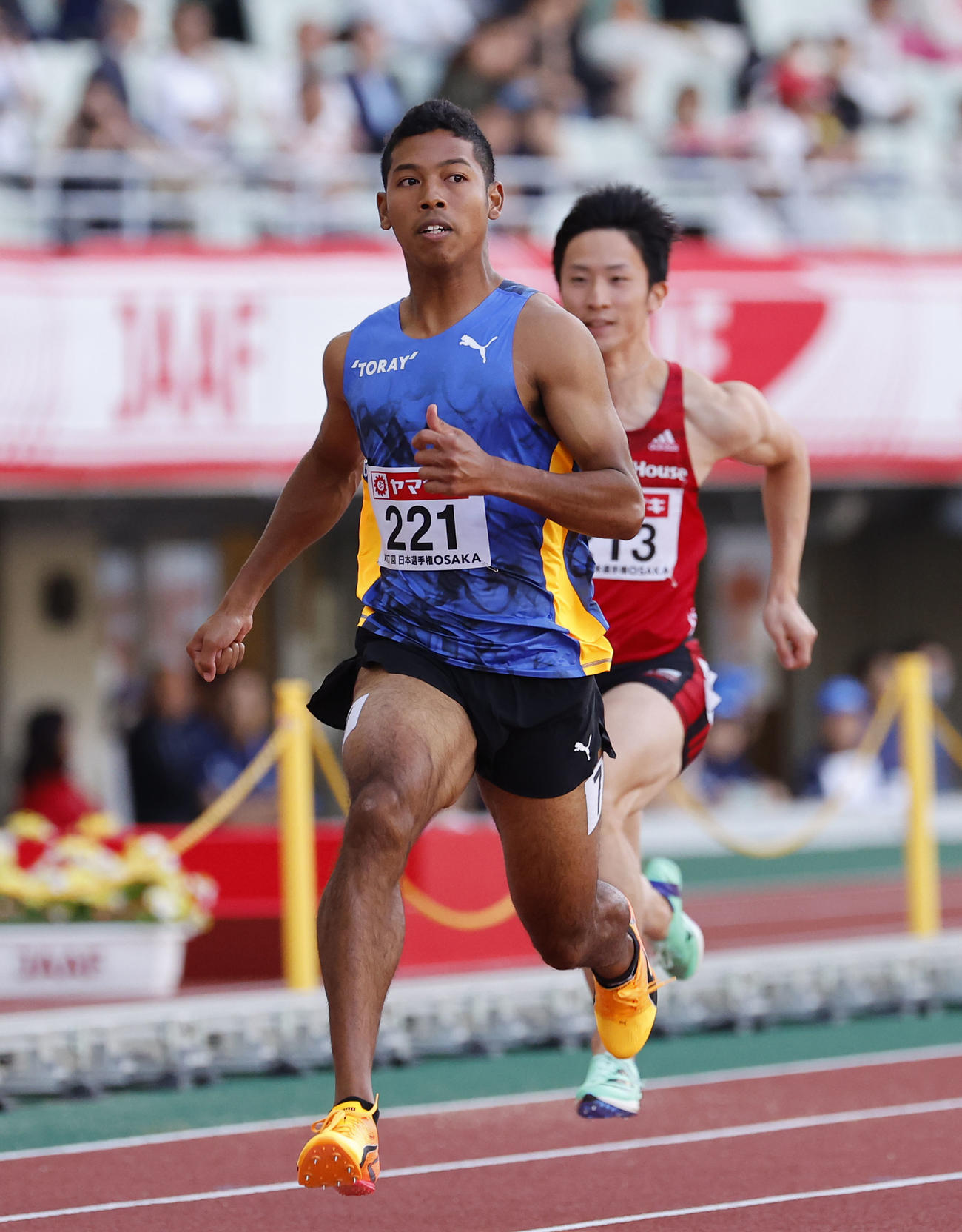 男子100メートル予選　10秒13で準決勝進出を決めたサニブラウン・ハキーム（撮影・藤尾明華）