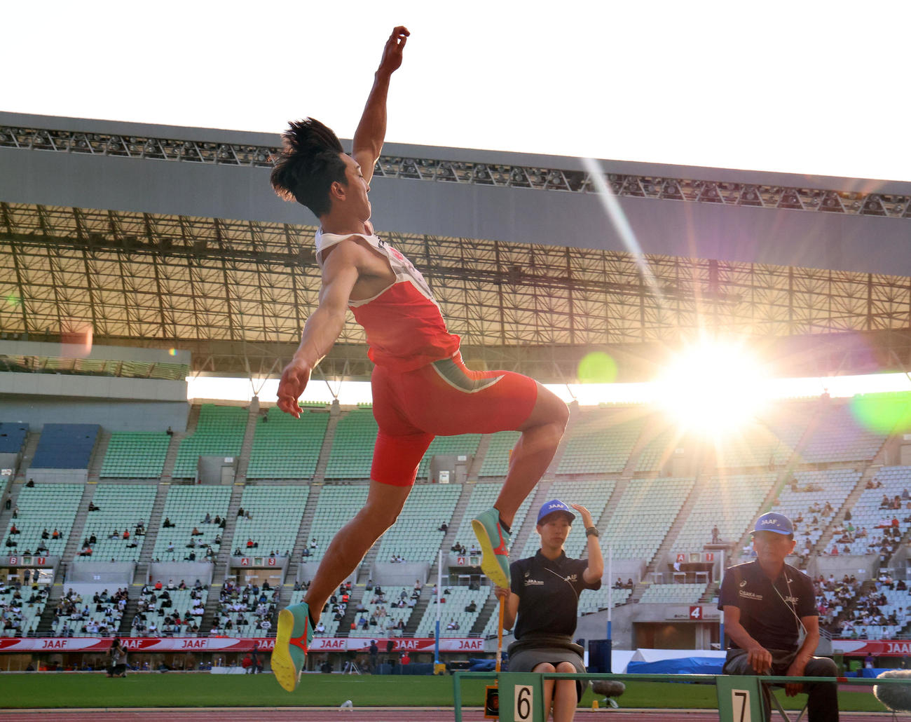 日本陸上競技選手権大会　男子走り幅跳びで8メートル6で2位に終わった橋岡優輝（撮影・藤尾明華）