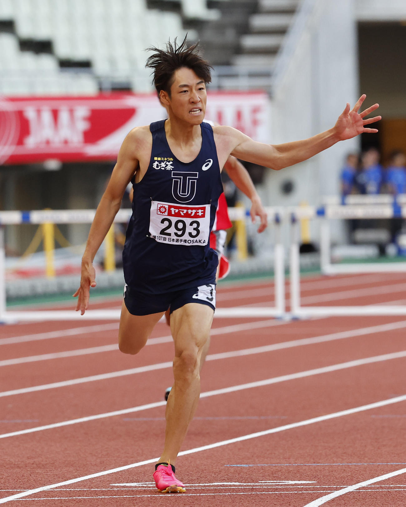日本陸上競技選手権大会　男子400メートル障害決勝で49秒52で優勝した小川大輝（撮影・藤尾明華）