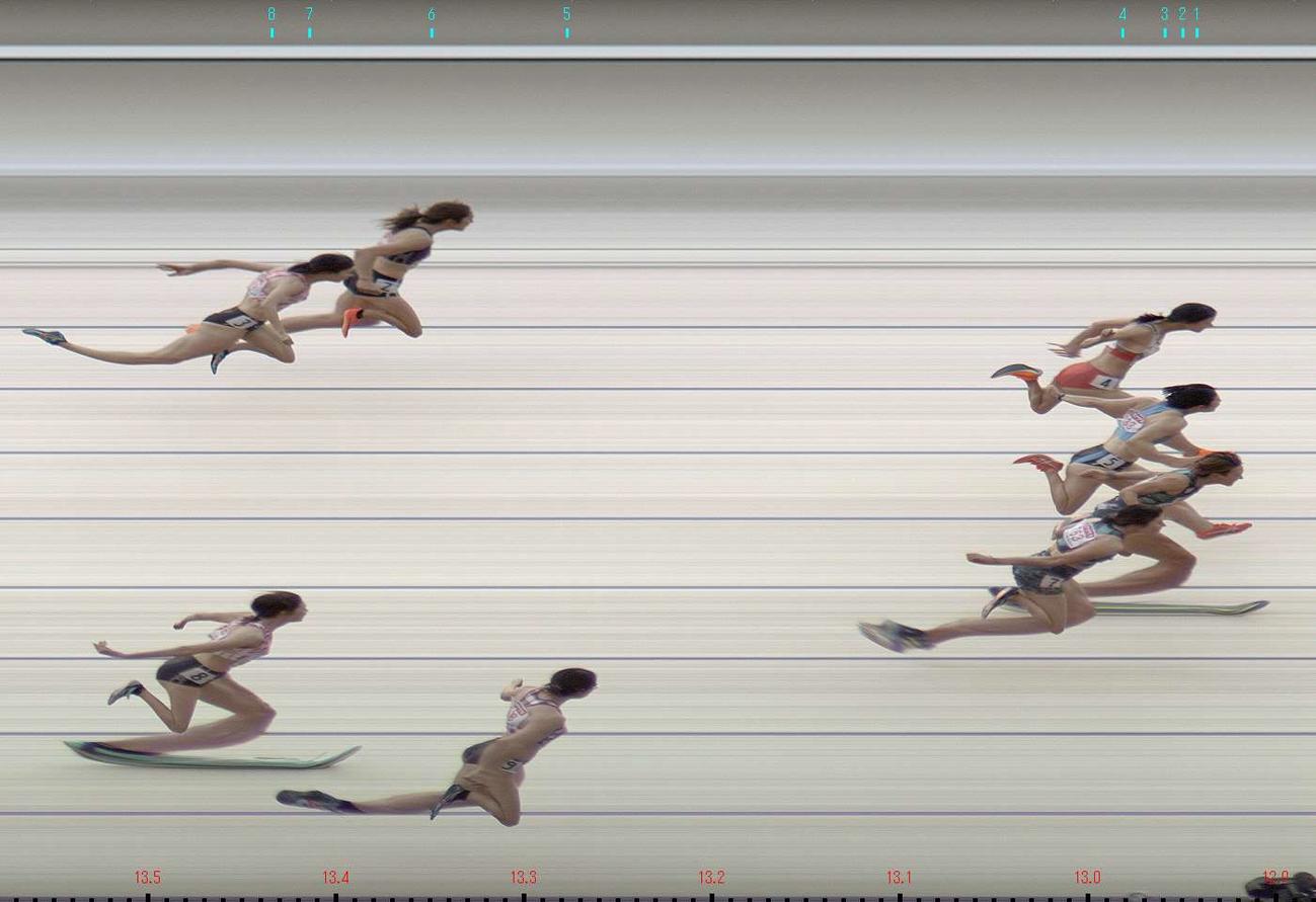 女子100メートル障害のフィニッシュの場面。上から田中、青木、寺田、福部（提供：日本陸上競技連盟／ニシ・スポーツ）