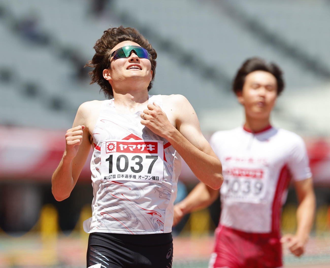 日本陸上競技選手権大会　聴覚障害者によるオープン参加のデフ100メートルで11秒06で優勝した山田真樹（撮影・藤尾明華）