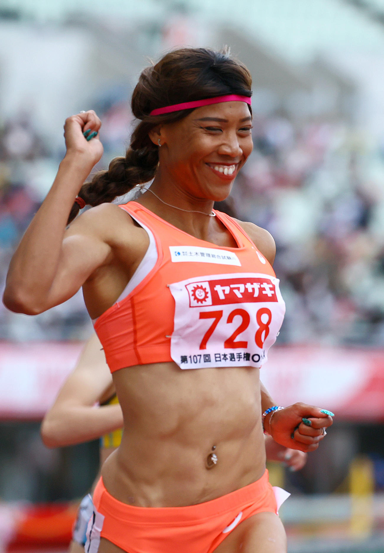 日本陸上競技選手権大会　女子200メートル決勝　23秒17で優勝した君嶋（撮影・上山淳一）